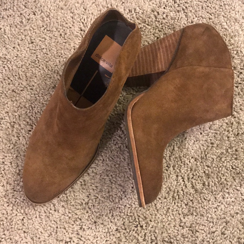 NWOT Dolce Vita Haken Mule